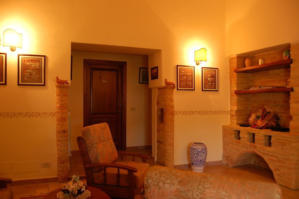 San Terenziano Agriturismo Casale Dei Frontini מראה חיצוני תמונה