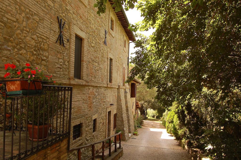 San Terenziano Agriturismo Casale Dei Frontini מראה חיצוני תמונה