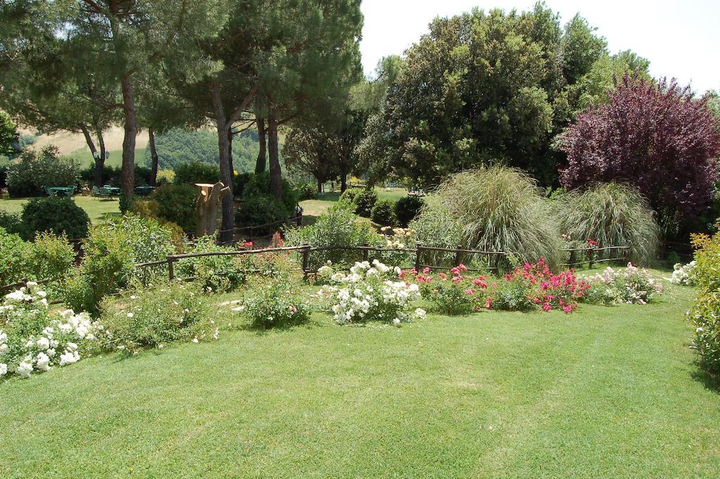 San Terenziano Agriturismo Casale Dei Frontini מראה חיצוני תמונה