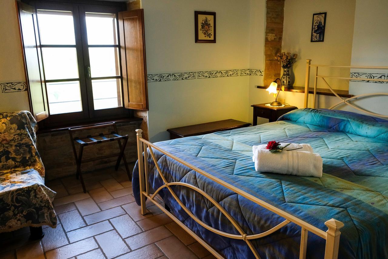 San Terenziano Agriturismo Casale Dei Frontini מראה חיצוני תמונה