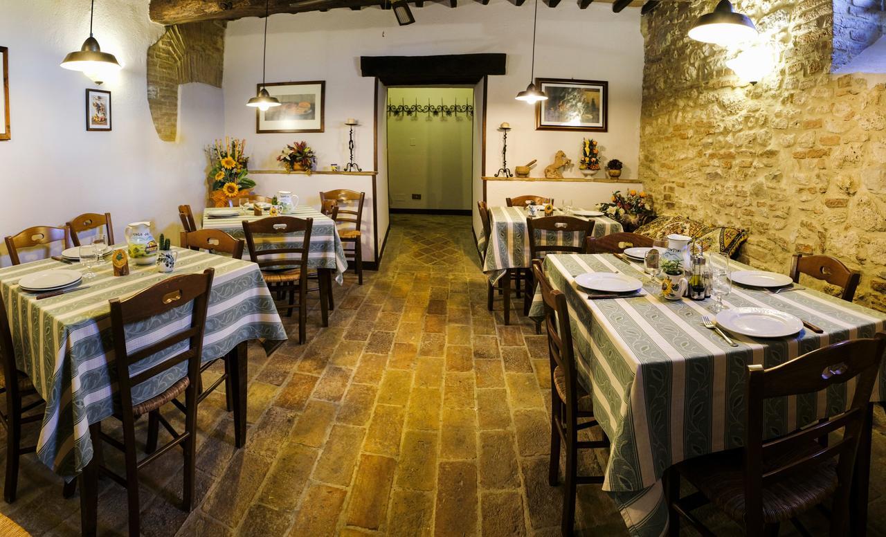San Terenziano Agriturismo Casale Dei Frontini מראה חיצוני תמונה