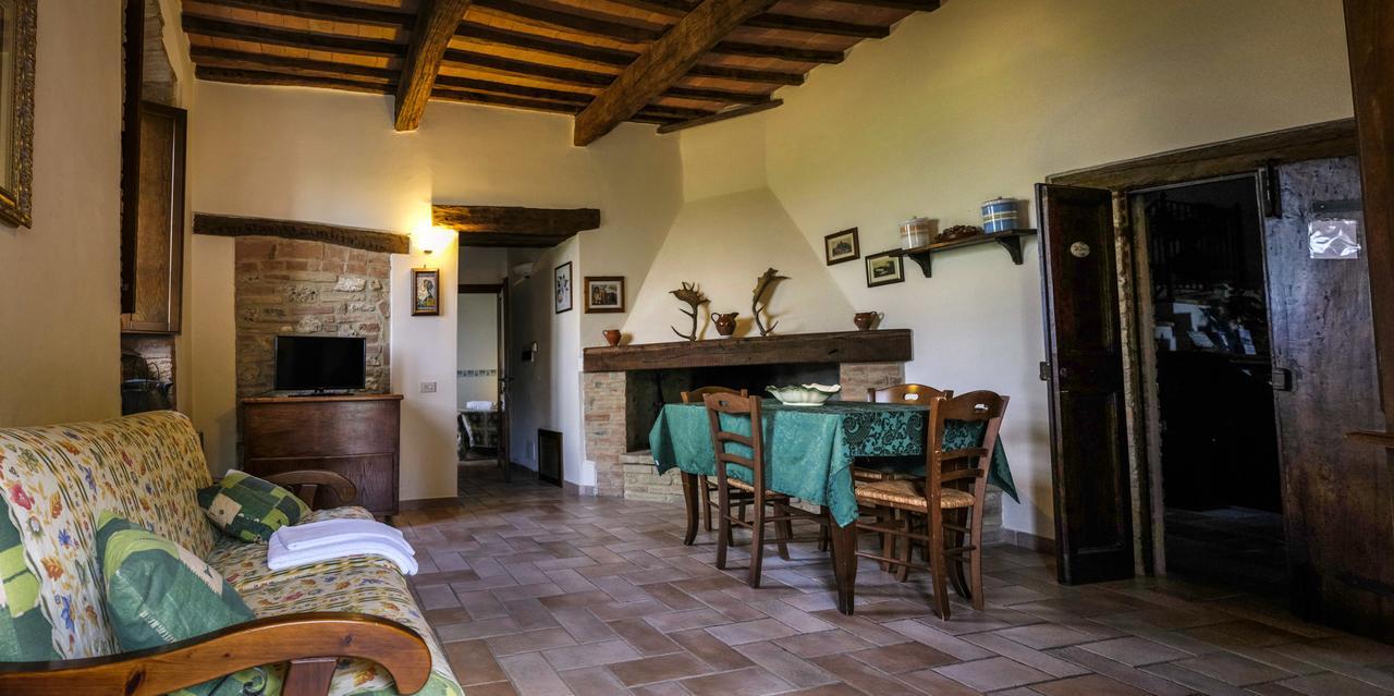 San Terenziano Agriturismo Casale Dei Frontini מראה חיצוני תמונה
