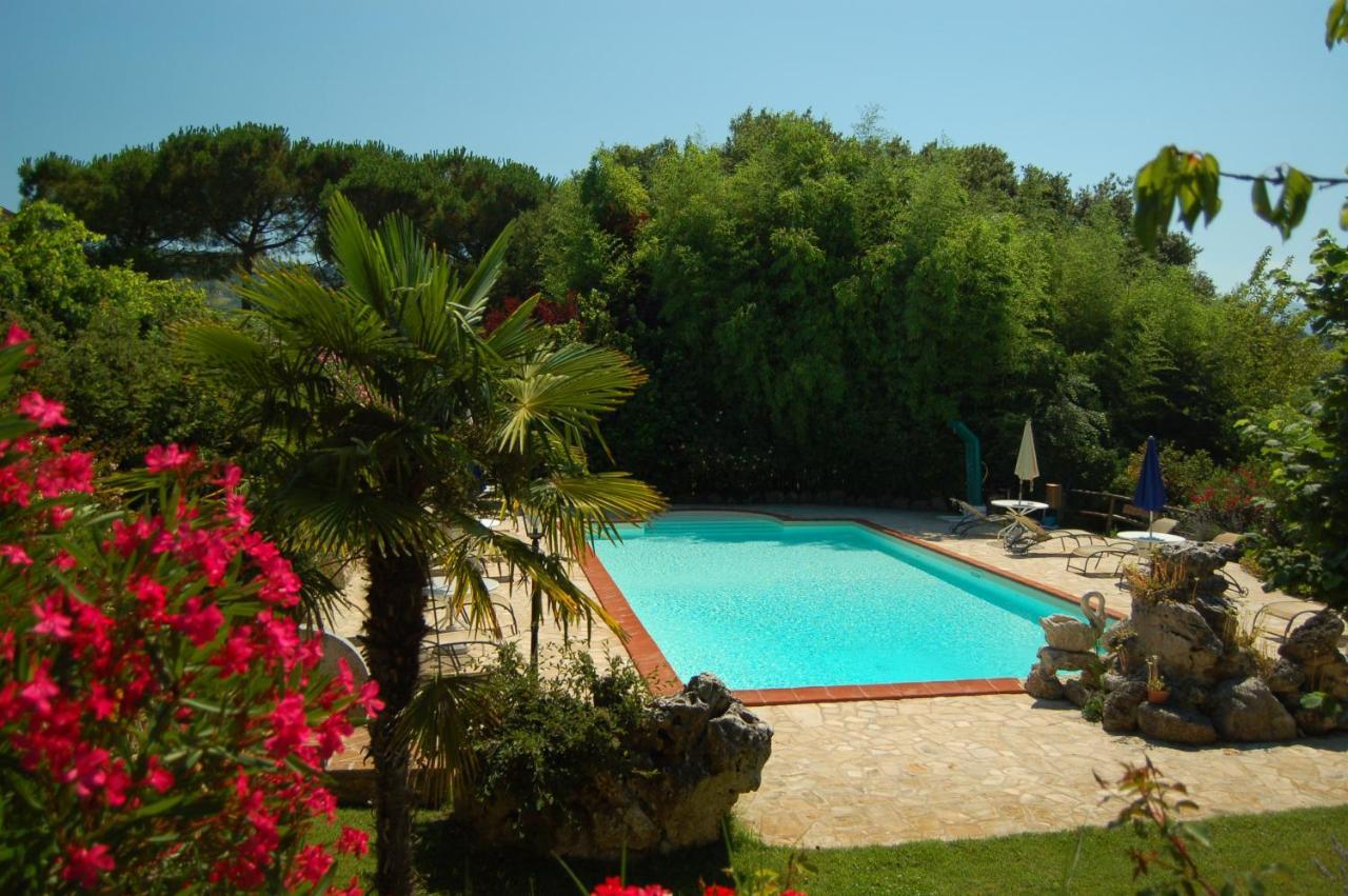 San Terenziano Agriturismo Casale Dei Frontini מראה חיצוני תמונה